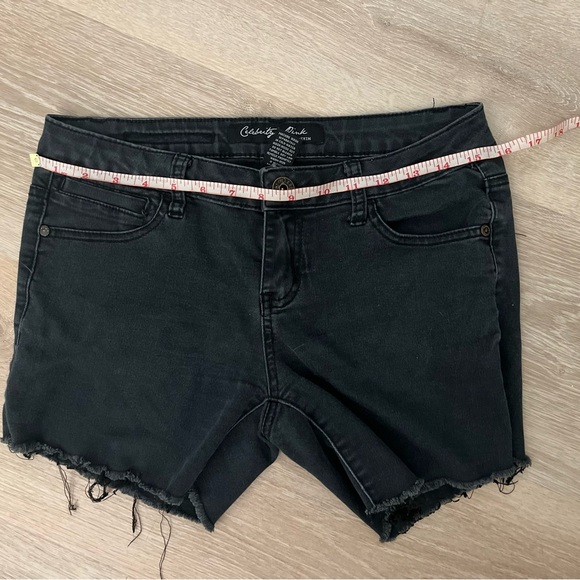 💟Lot of 5 Shorts. High-waisted, booty, goth, punk, retro, size 28 (ish) - Picture 8 of 11